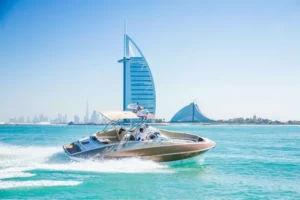 private yacht in Dubai
