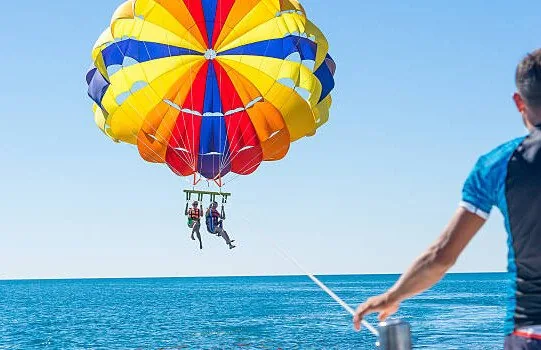 Parasailing Ride for 15 Minutes